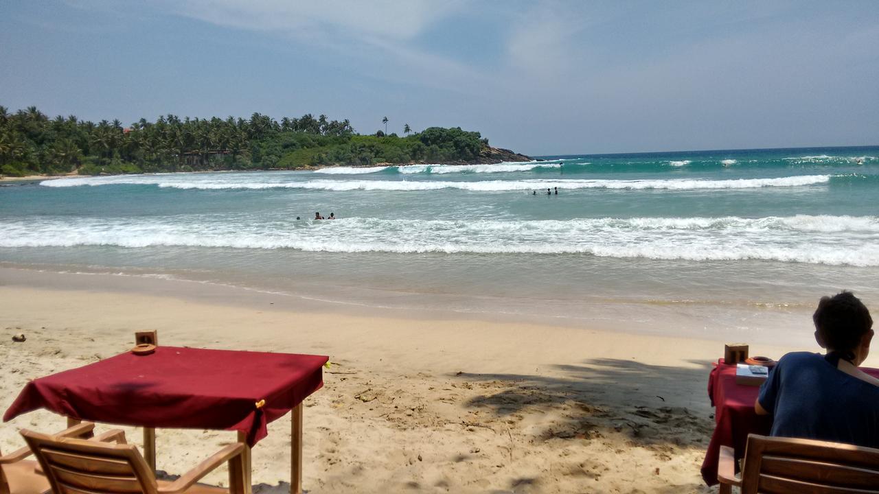 Blue Beach Paradise Dikwella Luaran gambar